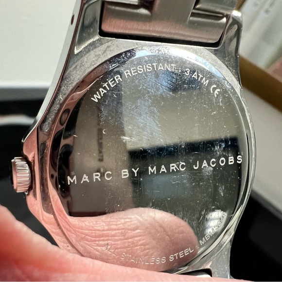 Marc Jacobs Watch for sale - Picture 2 of 2
